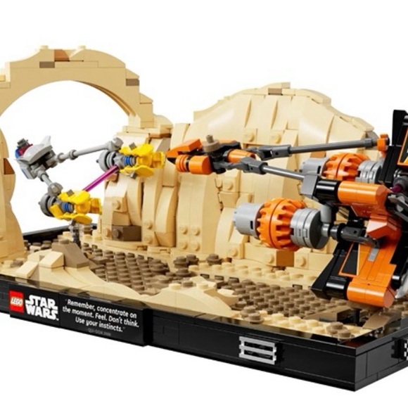 Star Wars Lego Mos Espa Podrace™ Diorama - Picture 3 of 3